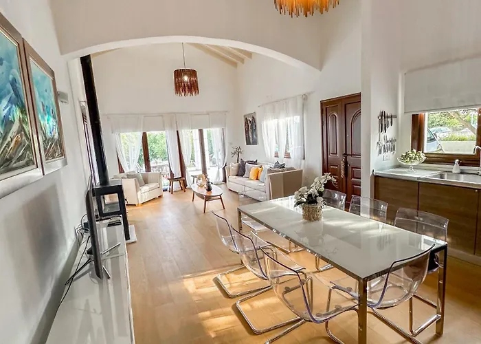 ヴィラ Olivo Maroni